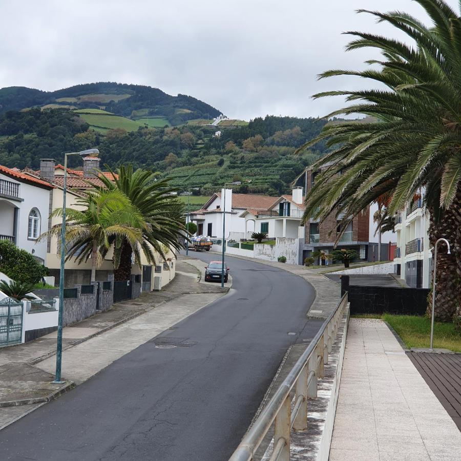 Black'Nyellow Place Vila Franca do Campo Extérieur photo